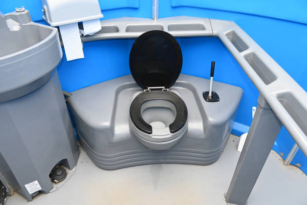 Best Luxury portable toilet rental  in West Branch, MI